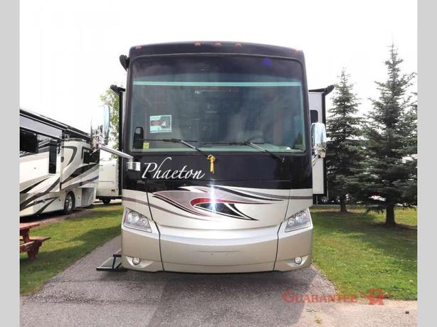 Used 2014 Tiffin Motorhomes Phaeton 40QBH image 2