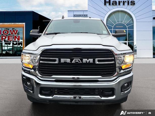 2020 RAM 3500 Big Horn 4x4 Crew Cab 8' Box | Android Auto | Apple CarPlay! image 2