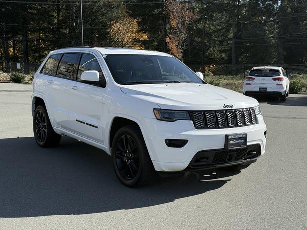 2022 Jeep Grand Cherokee WK Altitude image 4