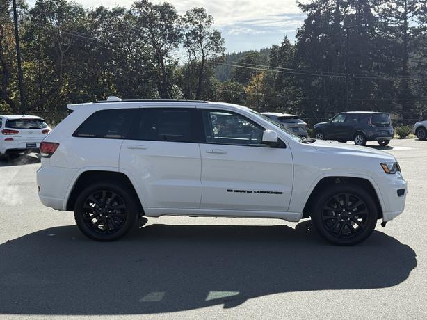 2022 Jeep Grand Cherokee WK Altitude image 5