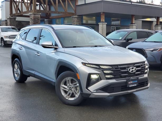 2025 Hyundai Tucson Preferred AWD - No Accidents, One Owner image 4