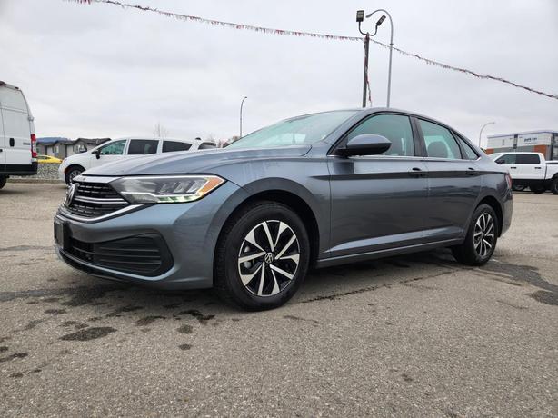 2022 Volkswagen Jetta Trendline | Apple CarPlay & Android Auto | Bluetooth | Hea image 1