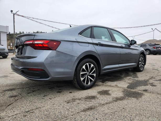 2022 Volkswagen Jetta Trendline | Apple CarPlay & Android Auto | Bluetooth | Hea image 3