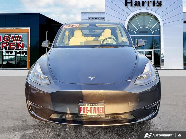 2024 Tesla Model Y Long Range AWD | GPS Navigation | Heated Seats! image 2