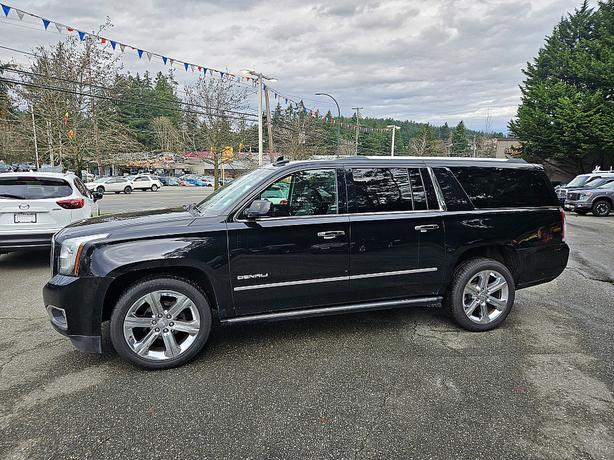 2016 GMC  Yukon XL Denali image 2