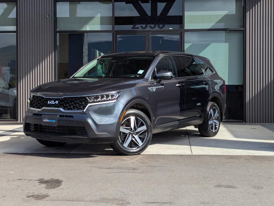2023 Kia Sorento Plus display photo