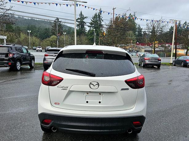 2016 Mazda  CX-5 Grand Touring image 3