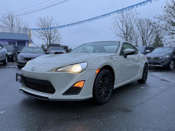 2016 Scion FR-S image 3