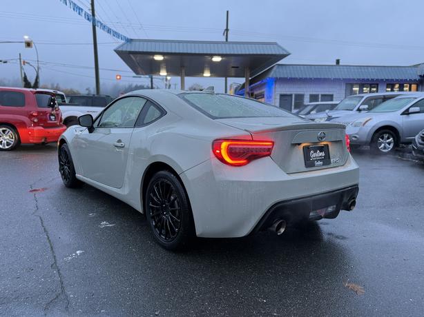 2016 Scion FR-S image 5