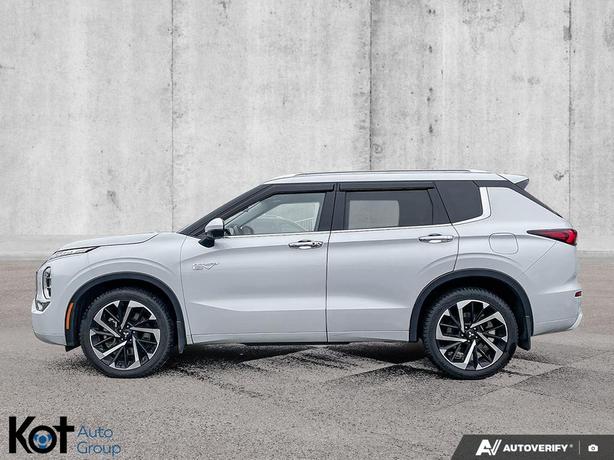 2024 Mitsubishi Outlander GT | Bose Premium Sound System | Heated Seats | Power  image 2