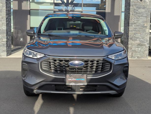 2023 Ford Escape Active - No Accidents, AWD, Heated Seats image 4