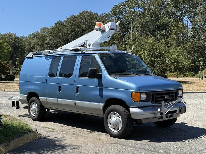 2006 Ford Econoline E-350 Cargo Van with Versalift Bucket display photo