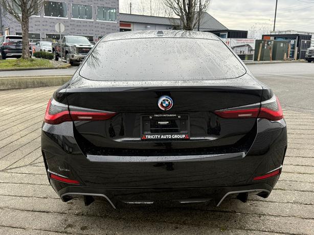 2022 BMW i4 M50 - New Tires, No Accidents, 360 Cameras image 7