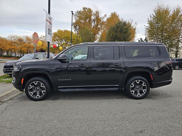 2023 Jeep Wagoneer L Series III - No Accidents, Manager Demo image 2