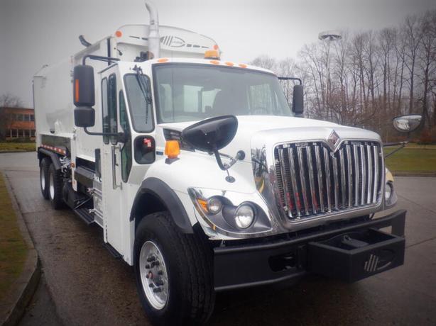 2008 International 7400 Garbage Truck Air Brakes Diesel image 4
