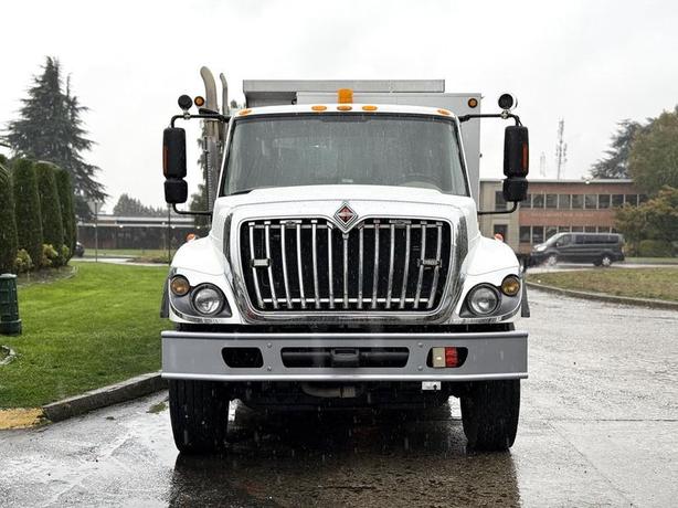 2011 International 7500 12-Foot Dump Truck with Sander and PTO image 3