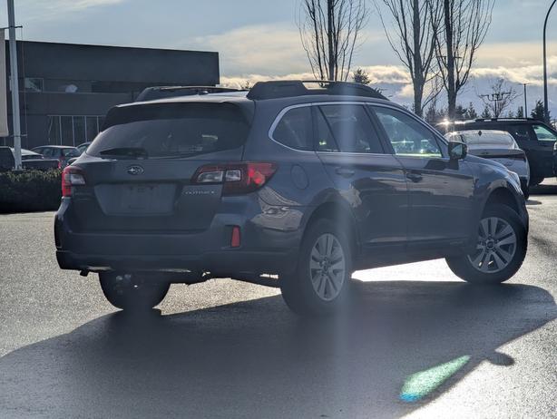 2015 Subaru Outback Touring Package image 6