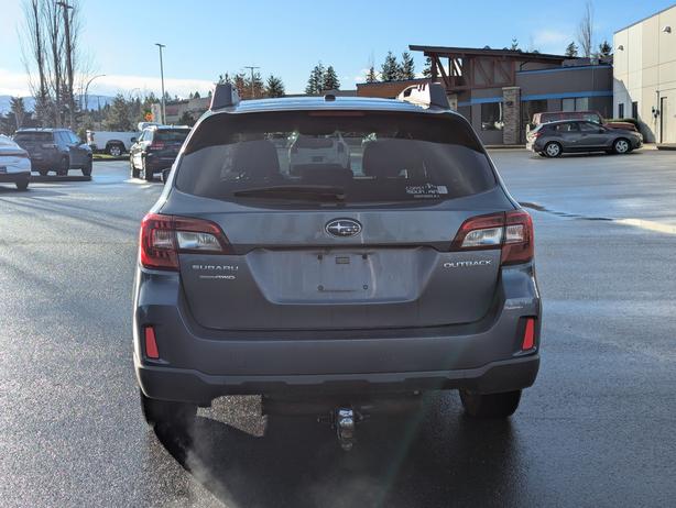 2015 Subaru Outback Touring Package image 7