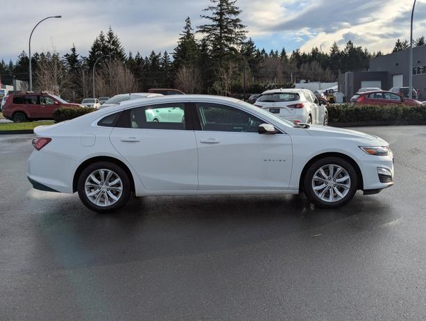 2022 Chevrolet Malibu LT - Heated Seats, Remote Start, Phone Projection image 5