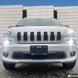 2016 Jeep Cherokee Overland thumbnail image 2