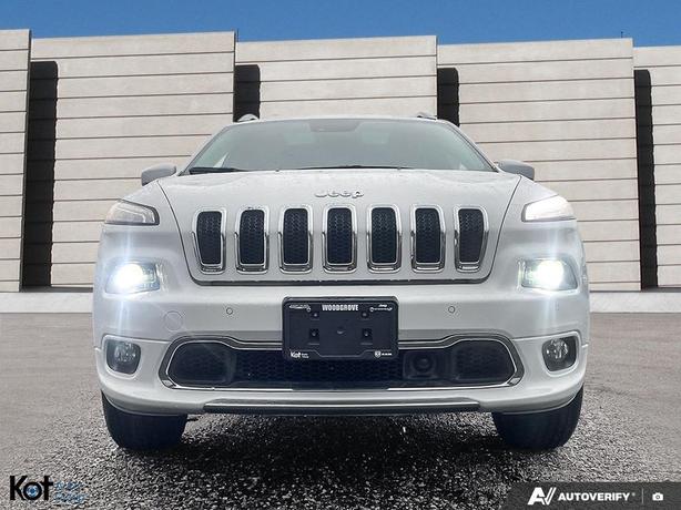 2016 Jeep Cherokee Overland image 2