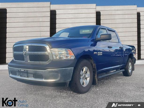 2018 RAM 1500 ST 4x4 Crew Cab 6'4" Box *Ltd Avail* FULLY INSPECTED! V8! 6-SPEAKE image 1