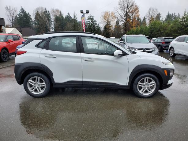 2019 Hyundai Kona Essential AWD - Heated Seats image 5