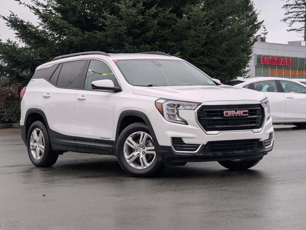 2024 GMC Terrain SLE - No Accidents, AWD, Heated Seats image 4