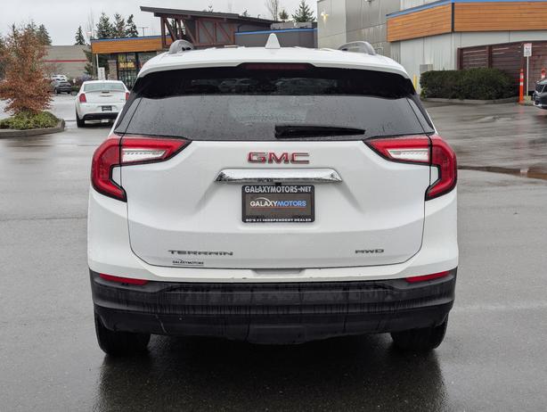 2024 GMC Terrain SLE - No Accidents, AWD, Heated Seats image 7