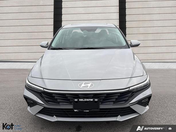 2025 Hyundai Elantra Preferred ! FORWARD COLLISION! BLINDSPOT! REAR CROSS TRAFFI image 2