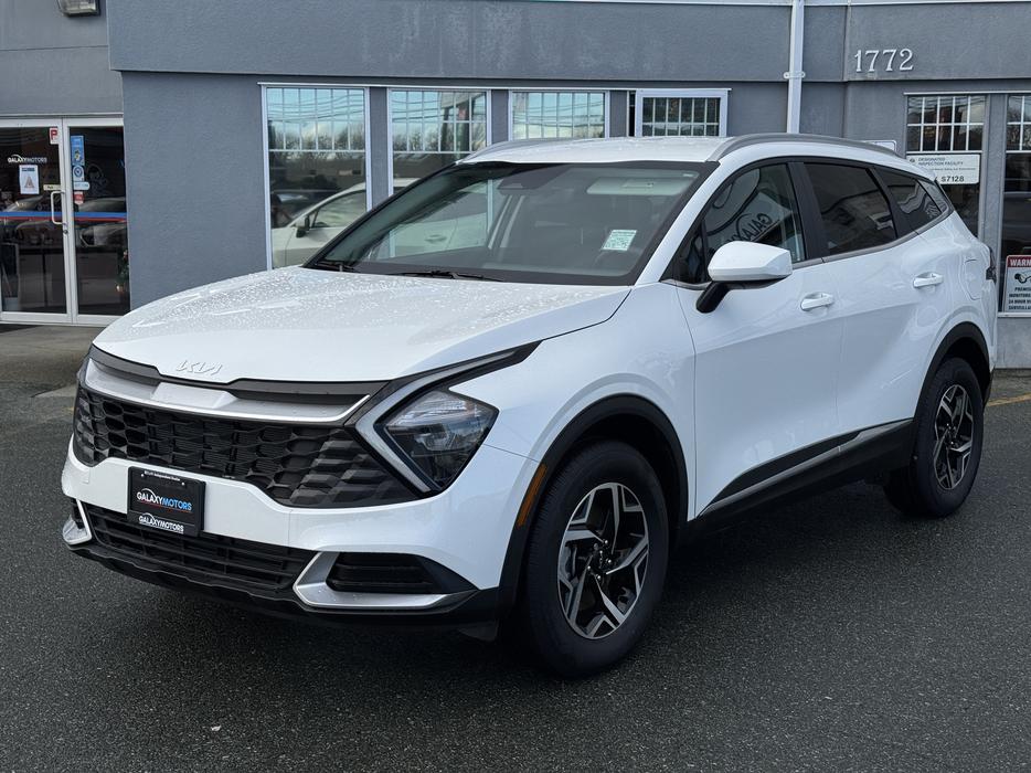 2024 Kia Sportage LX AWD- No Accidents, BC Local & Low Kilometers display photo