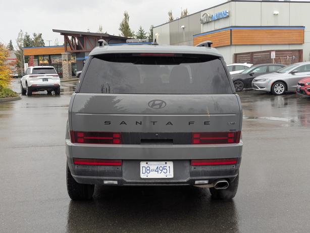 2025 Hyundai Santa Fe XRT - No Accidents, AWD, Sunroof, Heated Seats image 7