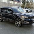 2021 Volvo XC40 R-DESIGN- BC Local, Power Moonroof & Low Km thumbnail image 4