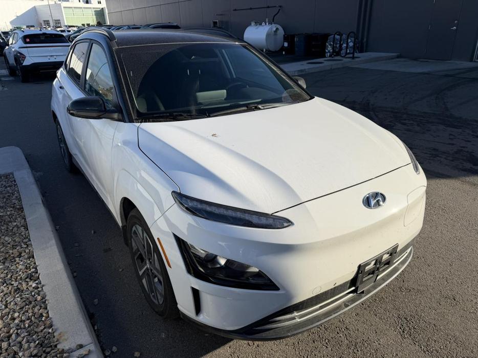 2023 Hyundai Kona Electric Preferred HEATED SEATS! ANDROID AUTO! APPLE CARPLAY!  display photo