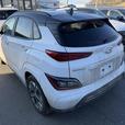 2023 Hyundai Kona Electric Preferred HEATED SEATS! ANDROID AUTO! APPLE CARPLAY!  thumbnail image 3