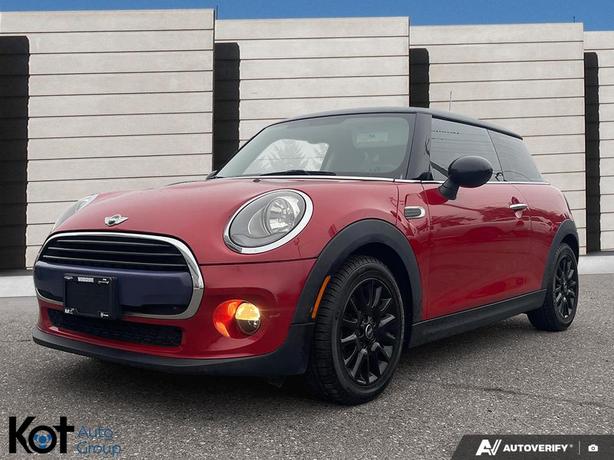 2016 MINI Cooper Hardtop Base image 1