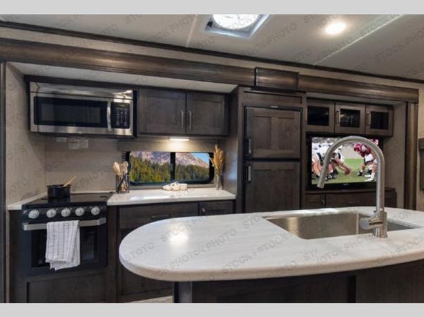 Used 2020 Grand Design Reflection 297RSTS image 3