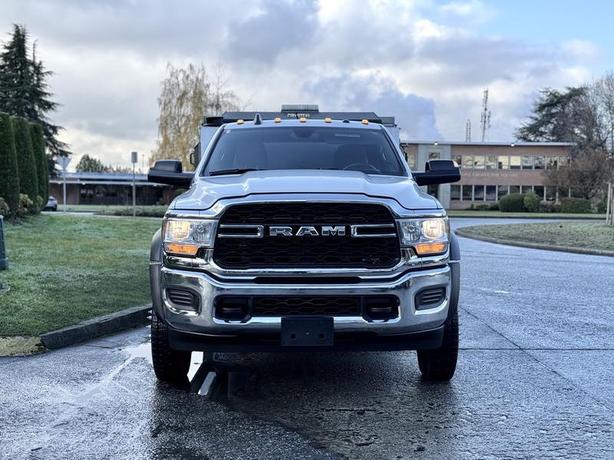 2021 RAM 5500 Crew Cab 4x4 DRW Cummins 9-Foot Dump Truck image 3