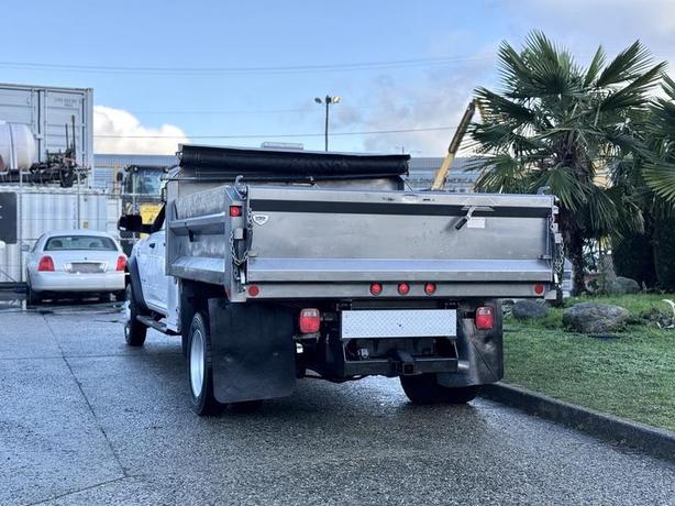 2021 RAM 5500 Crew Cab 4x4 DRW Cummins 9-Foot Dump Truck image 8