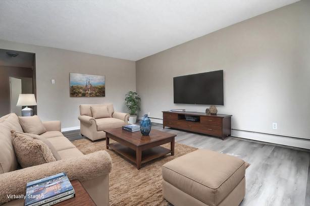 2 bedroom Elbow Court image 6