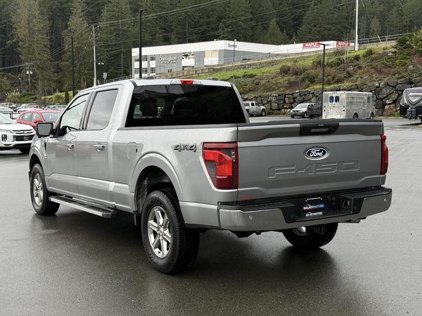 2024 Ford F-150 XLT 4WD- Dual Zone A/C & Trailer Brake Controller image 8