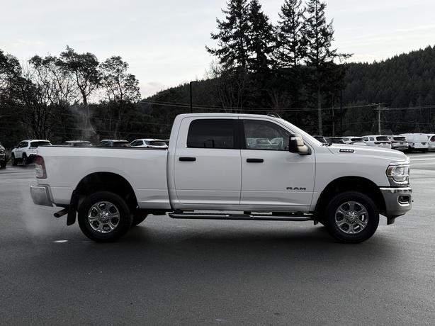 2023 Ram 2500 Big Horn 4WD -No Accidents, BC Local & Back-Up Cam image 5