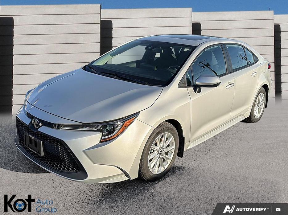2020 Toyota Corolla LE display photo