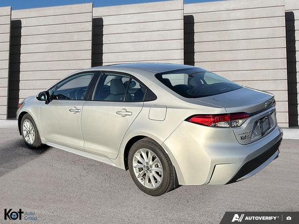 2020 Toyota Corolla LE image 4