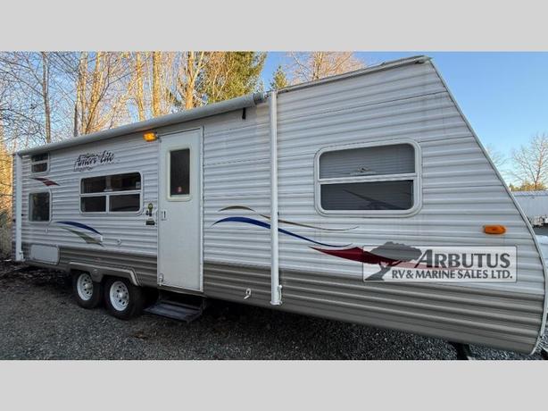 Used 2009 Gulf Stream RV Ameri-Lite 25BH image 2