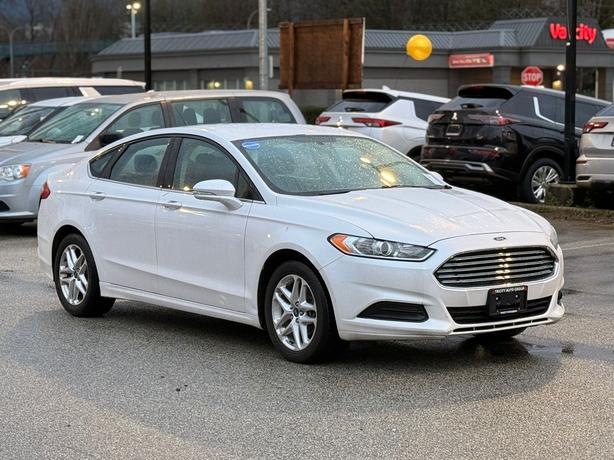 2013 Ford Fusion SE - Power Driver Seat, BlueTooth, Cruise Control image 3