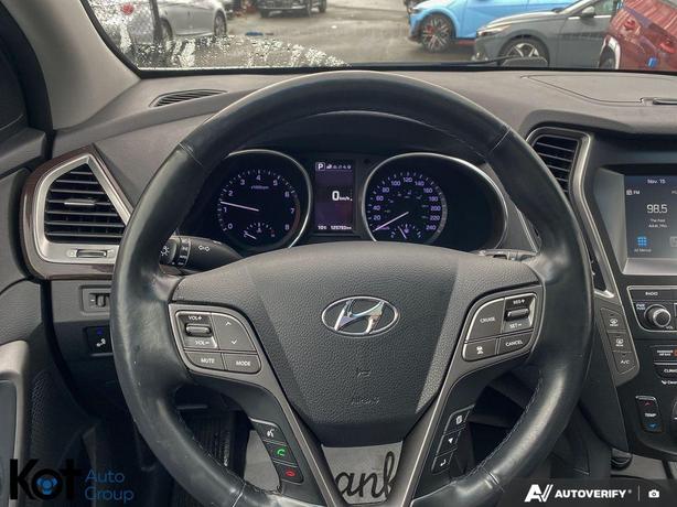 2019 Hyundai Santa Fe XL Luxury TOW HITCH! PANORAMIC SUNROOF! LEATHER INTERIOR! image 7