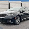 2024 Chrysler Pacifica Hybrid PINNACLE FULLY LOADED!!! 2024 MODEL CLEAROUT $15,1 thumbnail image 1