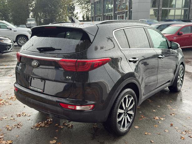 2019 Kia Sportage EX - Power Liftgate, Sunroof, Parking Sensors image 6