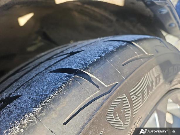 2018 Nissan 370z Manual | Heated Seats! image 7